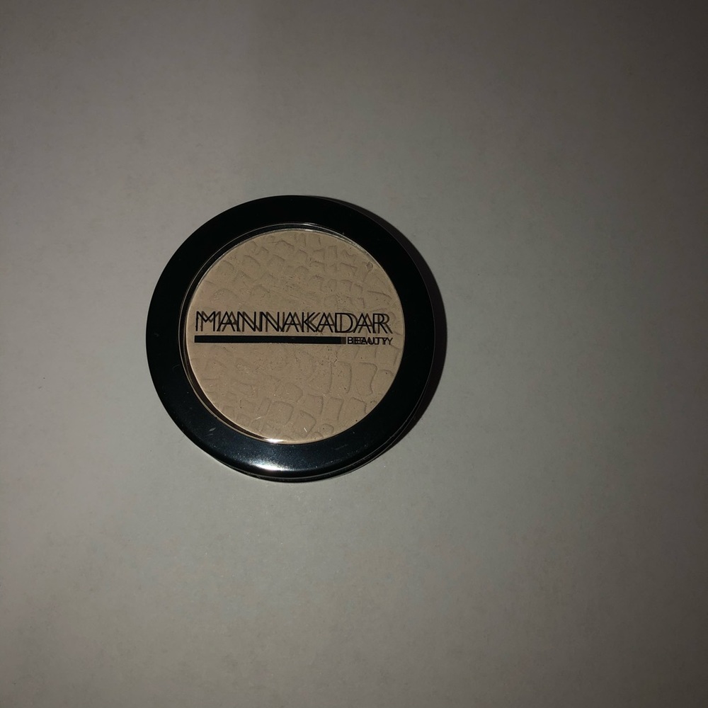 Mannakadar beauty perfecting powder